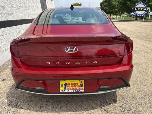 2023 Hyundai SONATA SE