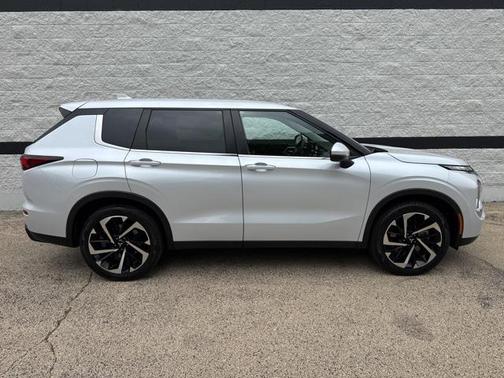 2022 Mitsubishi Outlander ES 2.5 S-AWC
