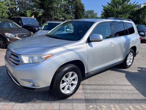 2013 Toyota Highlander SE