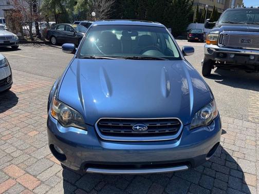 2005 Subaru Outback 3.0 R