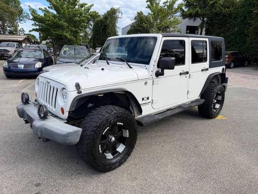 White 2008 Jeep Wrangler Unlimited X