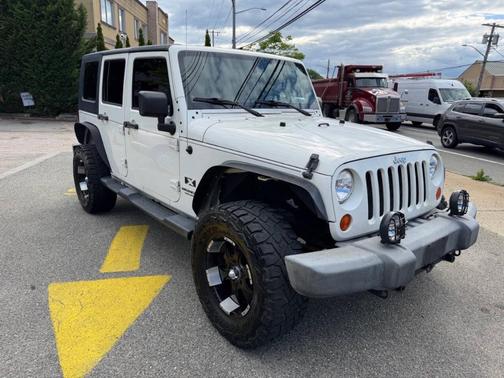 White 2008 Jeep Wrangler Unlimited X