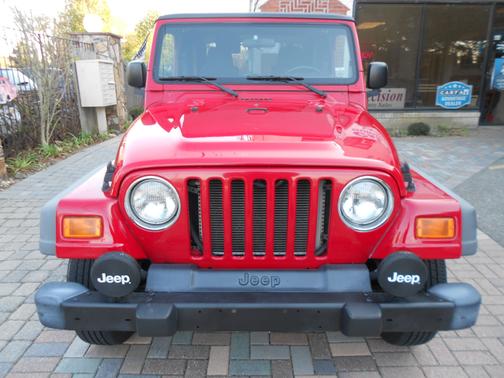 Photo 3 of 16 of 2004 Jeep Wrangler X