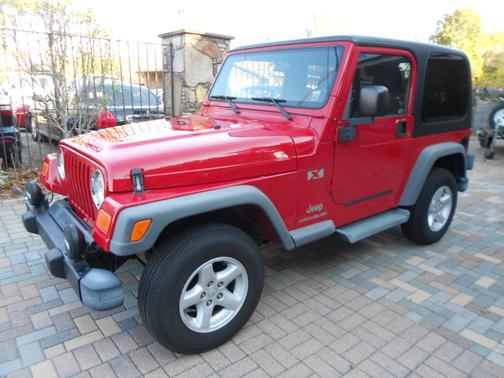 Photo 1 of 16 of 2004 Jeep Wrangler X