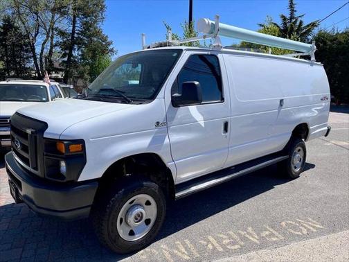 2010 Ford E350 Super Duty Cargo