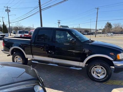 Black 2003 Ford F-150 XLT SuperCrew