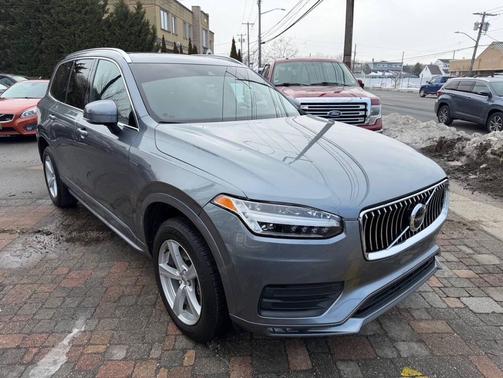 2020 Volvo XC90 T5 Momentum
