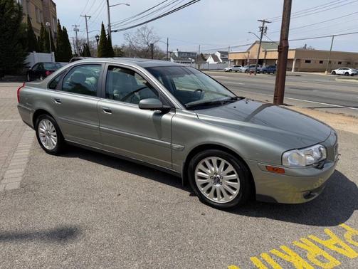 Teal 2006 Volvo S80 2.5T
