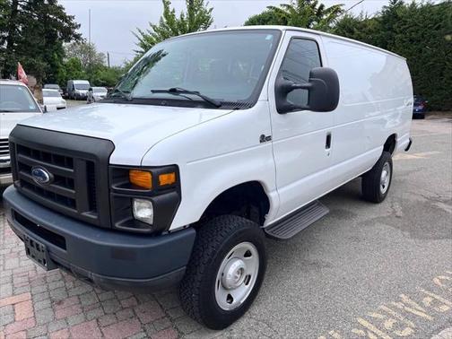 2009 Ford E350 Super Duty Cargo
