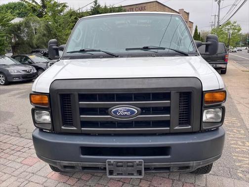 2009 Ford E350 Super Duty Cargo