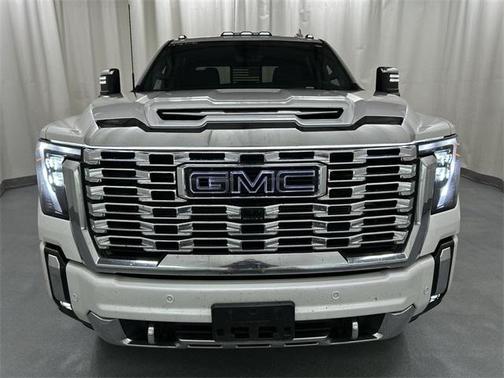 2024 GMC Sierra 2500 Denali