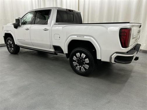 2024 GMC Sierra 2500 Denali