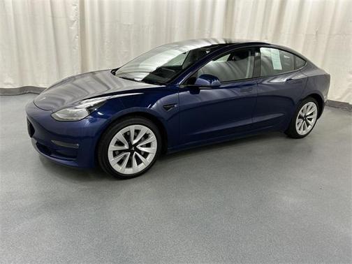 2022 Tesla Model 3 Long Range