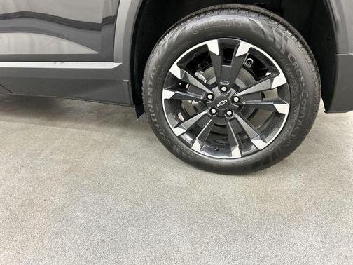 Mosaic Black Metallic 2026 Chevrolet Equinox AWD RS