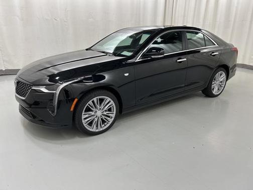 2025 Cadillac CT4 Premium Luxury