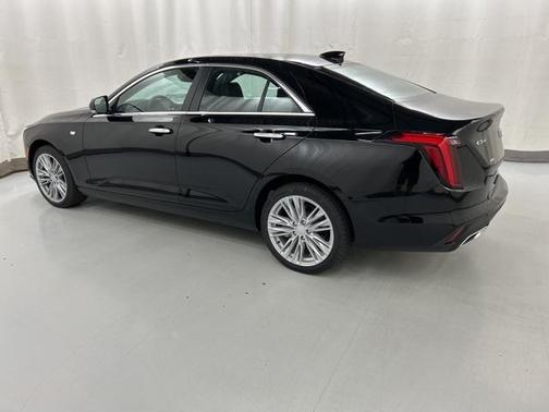 2025 Cadillac CT4 Premium Luxury