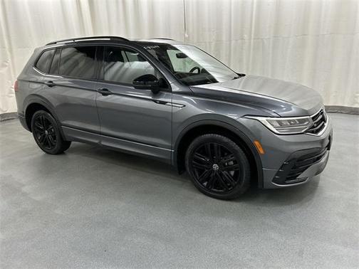 2022 Volkswagen Tiguan 2.0T SE R-Line Black 4MOTION