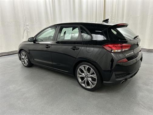 2019 Hyundai Elantra GT Base
