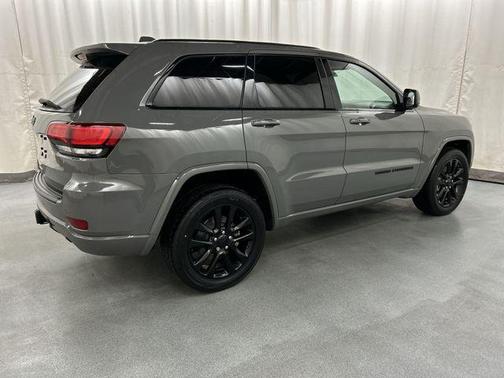 2021 Jeep Grand Cherokee Laredo