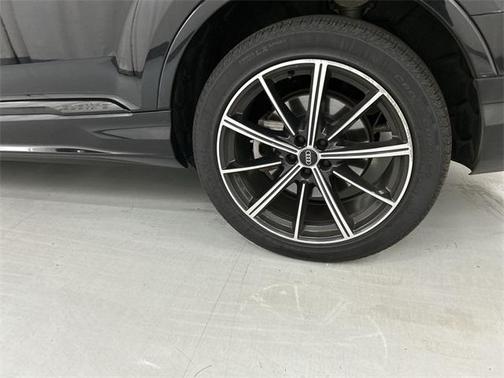 2021 Audi Q7 55 Premium Plus