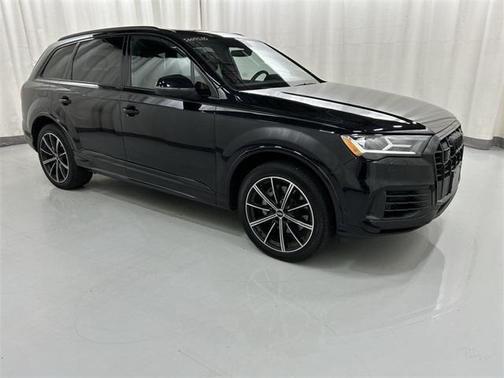 2021 Audi Q7 55 Premium Plus