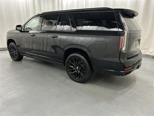2022 Cadillac Escalade ESV Sport
