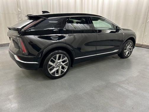 2026 Cadillac OPTIQ Luxury