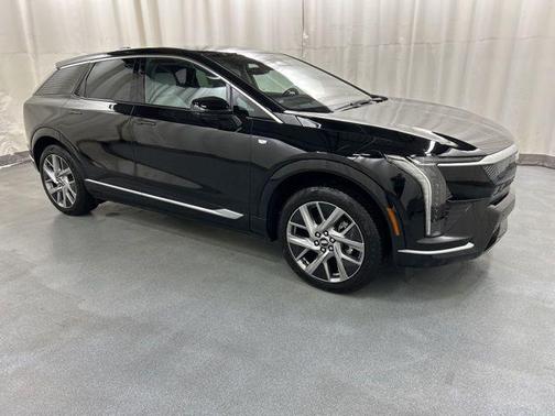 2026 Cadillac OPTIQ Luxury