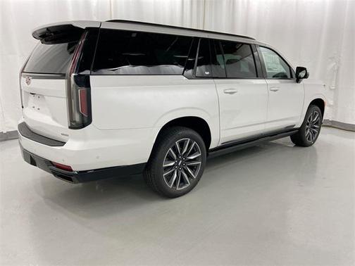 2022 Cadillac Escalade ESV Sport