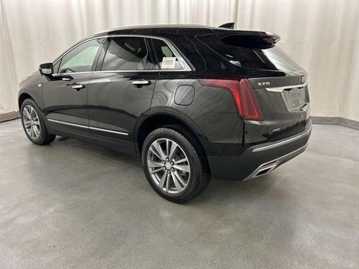 Stellar Black Metallic 2026 Cadillac XT5 Premium Luxury