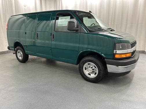2025 Chevrolet Express 3500 RWD 3500 Regular Wheelbase WT