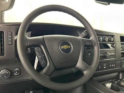 2025 Chevrolet Express 3500 RWD 3500 Regular Wheelbase WT