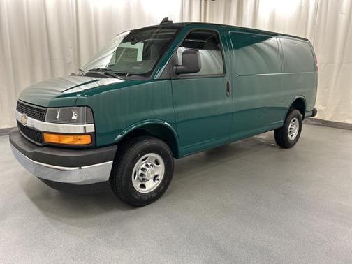 2025 Chevrolet Express 3500 RWD 3500 Regular Wheelbase WT