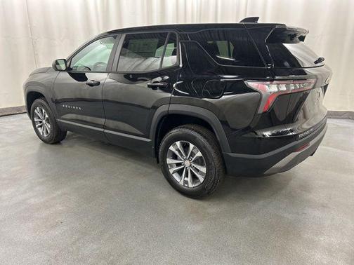 Mosaic Black Metallic 2026 Chevrolet Equinox 1LT