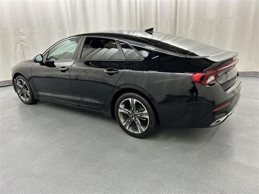2022 Kia K5 LXS