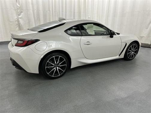 2024 Toyota GR86 Base