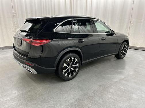 2025 Mercedes-Benz GLC 350e Base