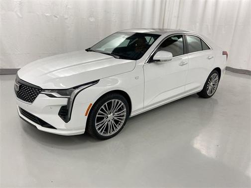 2022 Cadillac CT4 Premium Luxury