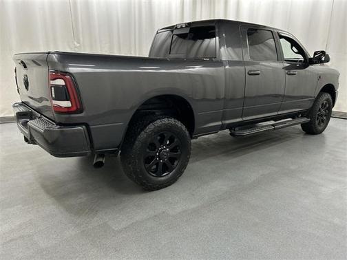 2022 RAM 2500 Big Horn Mega Cab 4x4 6'4'' Box