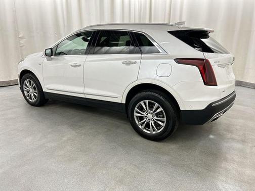 Crystal White Tricoat 2023 Cadillac XT5 Premium Luxury