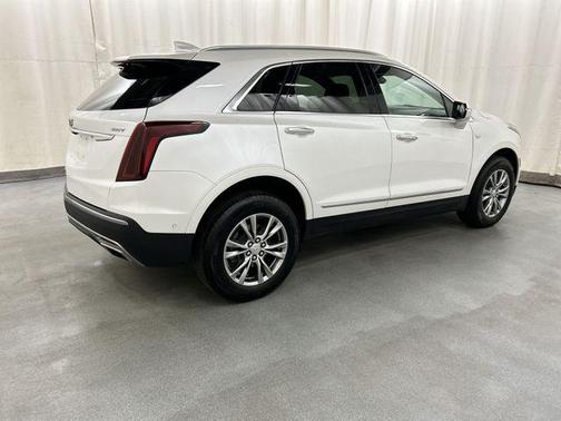 Crystal White Tricoat 2023 Cadillac XT5 Premium Luxury