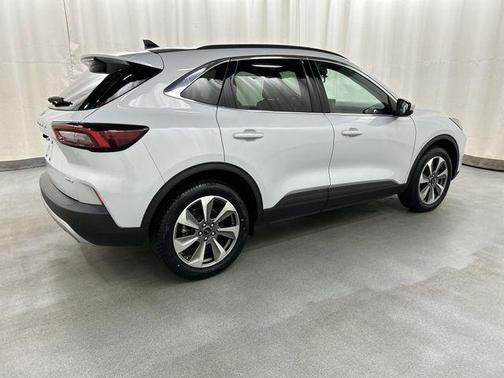 Space Silver Metallic 2025 Ford Escape Platinum