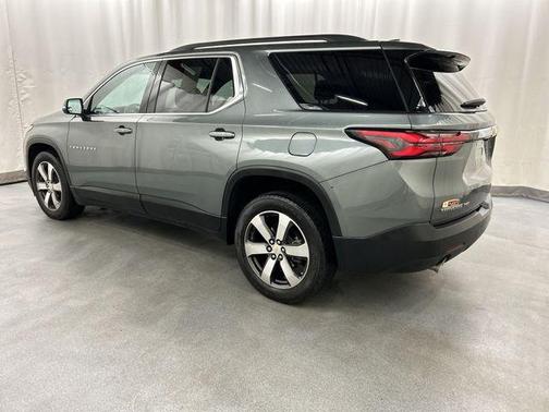 Silver Sage Metallic 2023 Chevrolet Traverse LT Leather