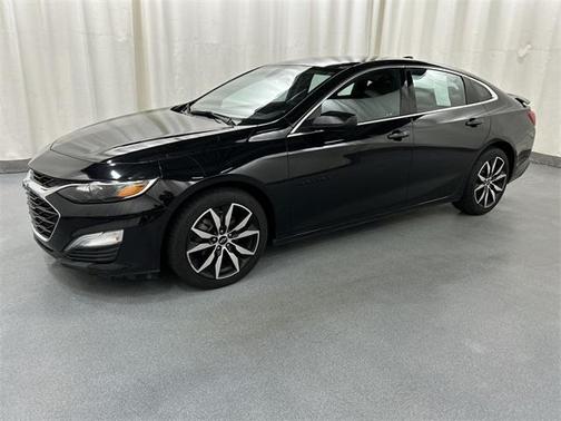 2022 Chevrolet Malibu FWD RS