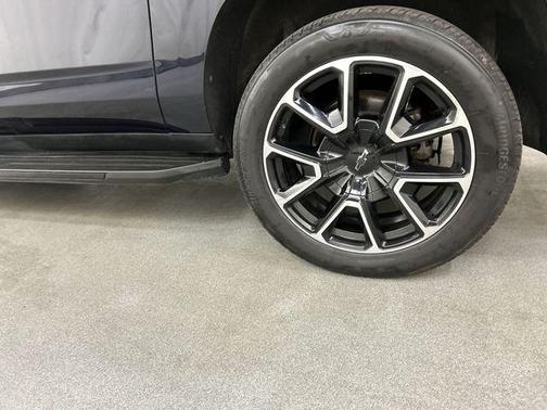 Midnight Blue Metallic 2021 Chevrolet Suburban RST