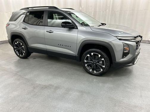 Sterling Gray Metallic 2026 Chevrolet Equinox AWD RS