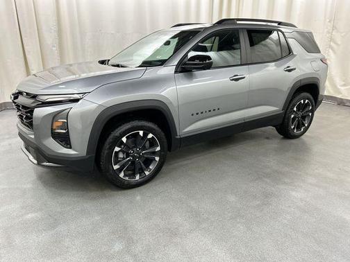 Sterling Gray Metallic 2026 Chevrolet Equinox AWD RS