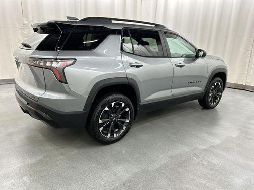 Sterling Gray Metallic 2026 Chevrolet Equinox AWD RS