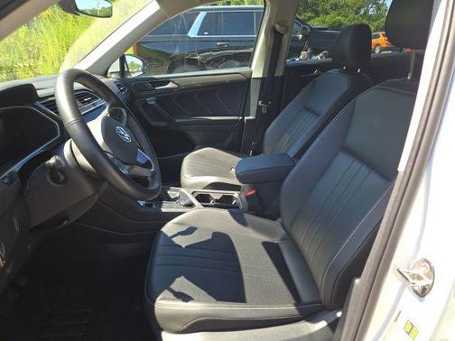 2024 Volkswagen Tiguan 2.0T SE 4MOTION