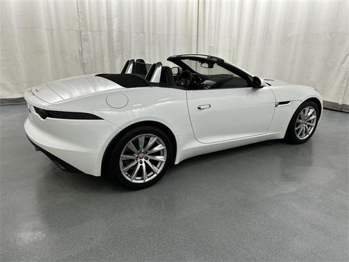 2017 Jaguar F-TYPE Premium